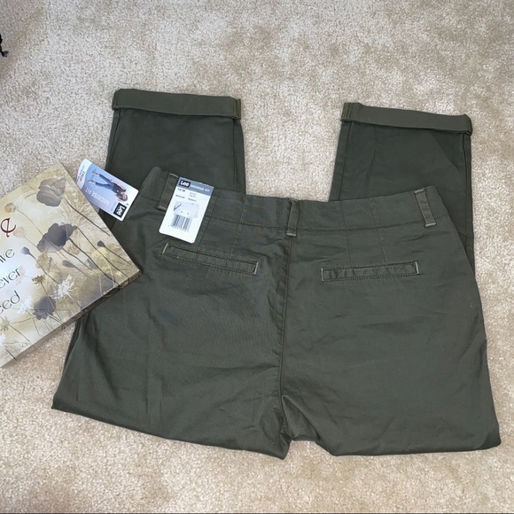 LEE ⭐️NWT⭐️ Green MidRise Fit Moss Crop 10 - Picture 3 of 7